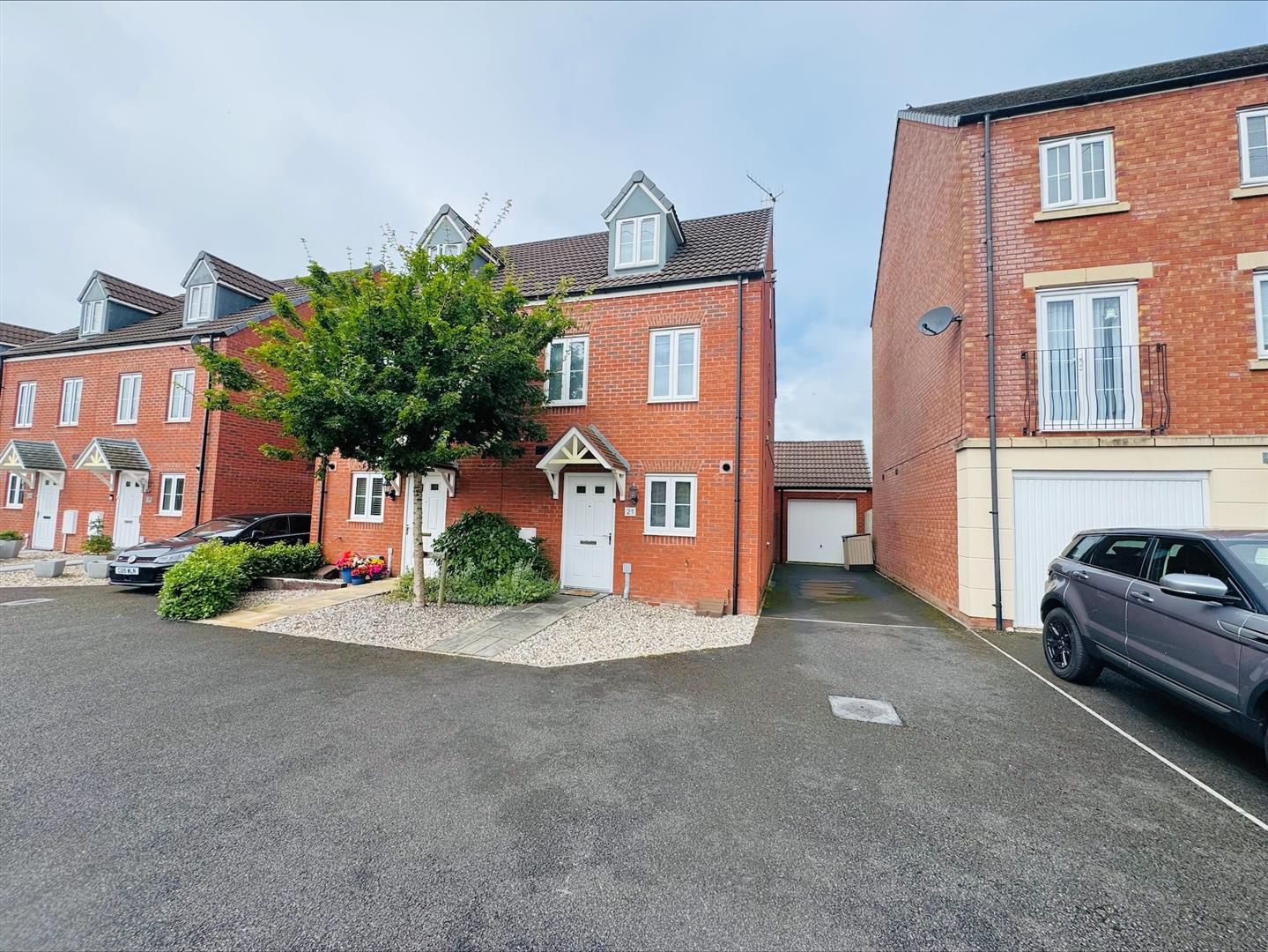 Heol James Gravell, Llanelli, SA15 4BX